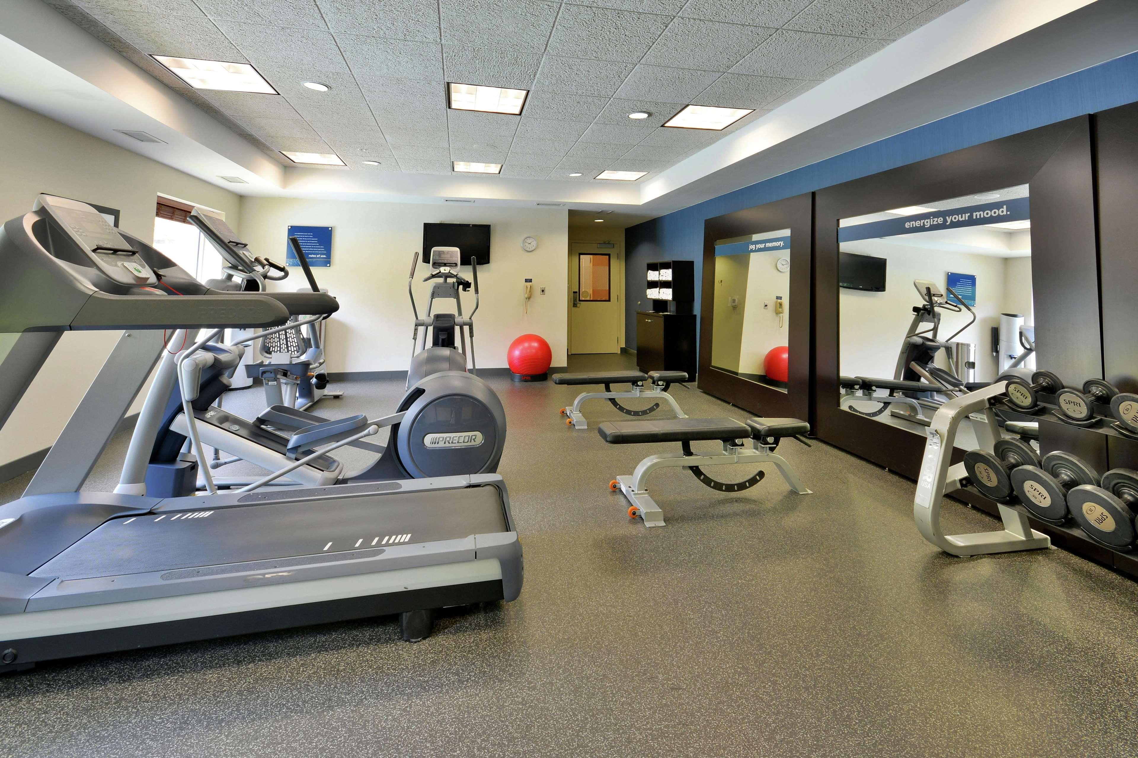 Hampton Inn & Suites האנטרסוויל מראה חיצוני תמונה