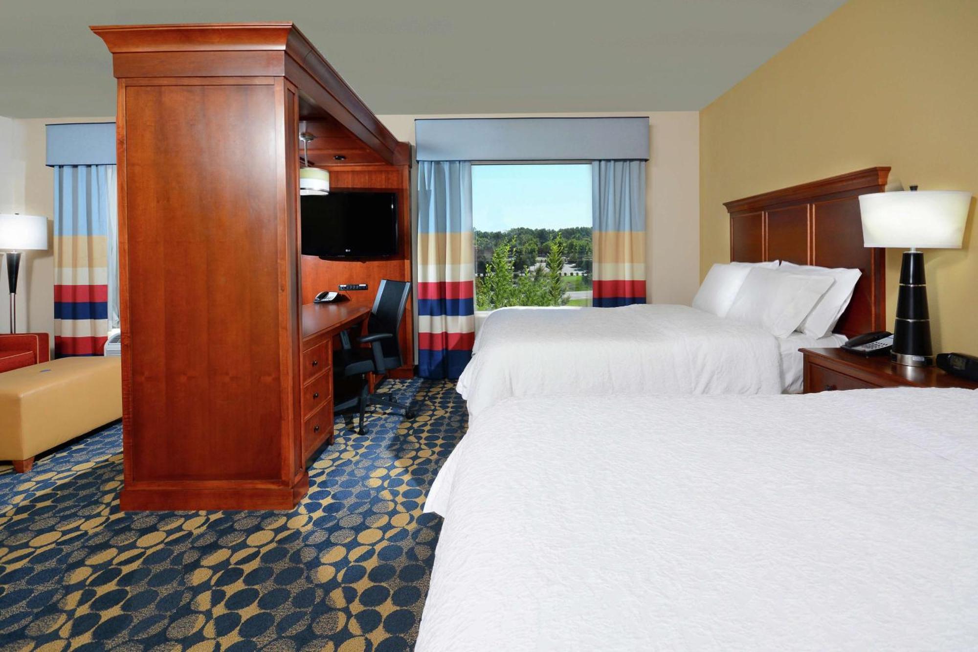 Hampton Inn & Suites האנטרסוויל מראה חיצוני תמונה