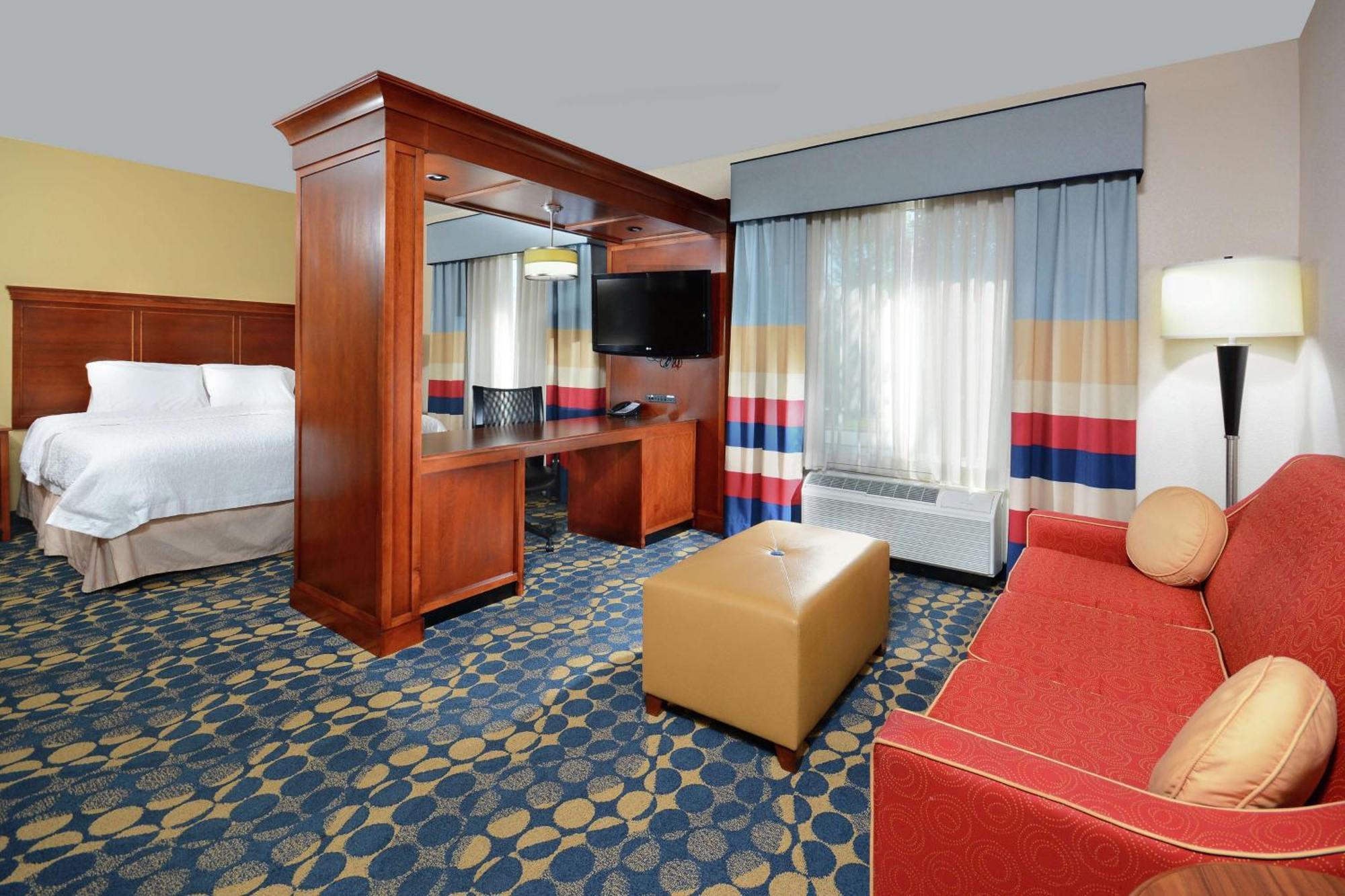 Hampton Inn & Suites האנטרסוויל מראה חיצוני תמונה