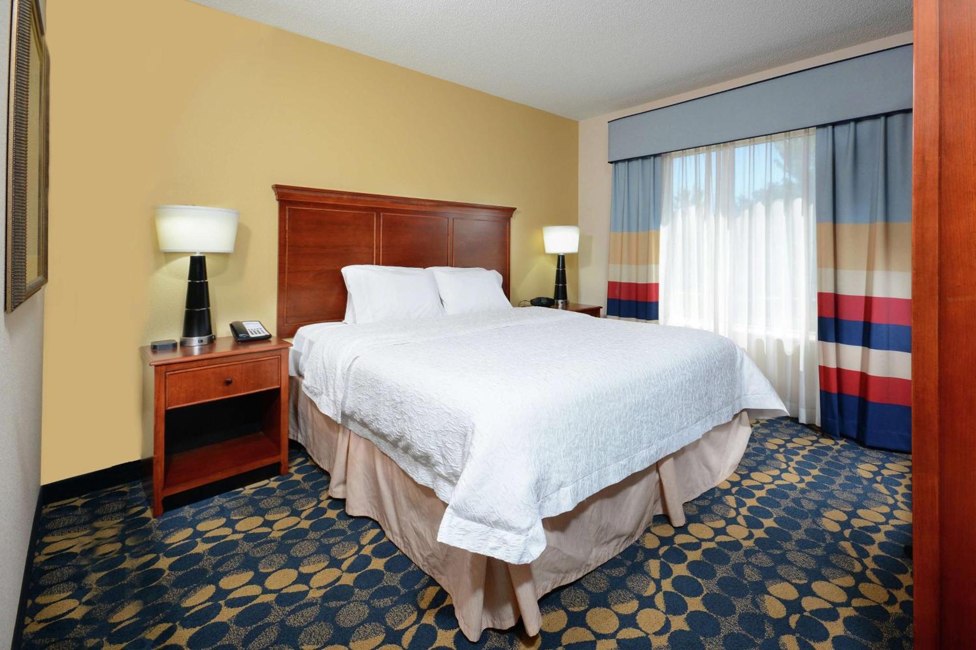 Hampton Inn & Suites האנטרסוויל מראה חיצוני תמונה