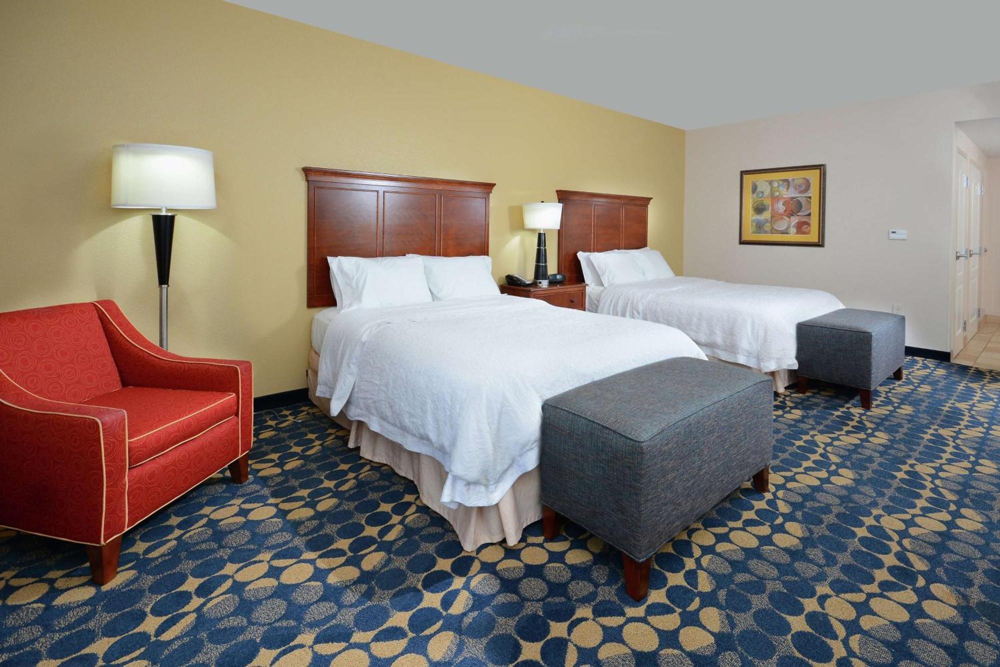 Hampton Inn & Suites האנטרסוויל מראה חיצוני תמונה